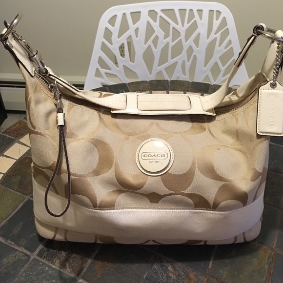 Coach Purse - Picture 1 of 8